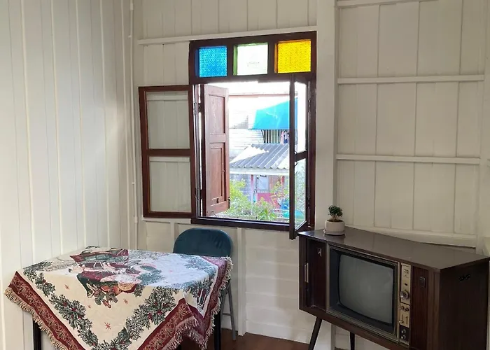 Green Cabin Hostel 호스텔