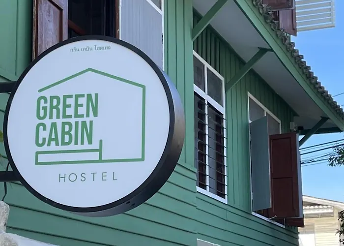 Green Cabin Hostel *