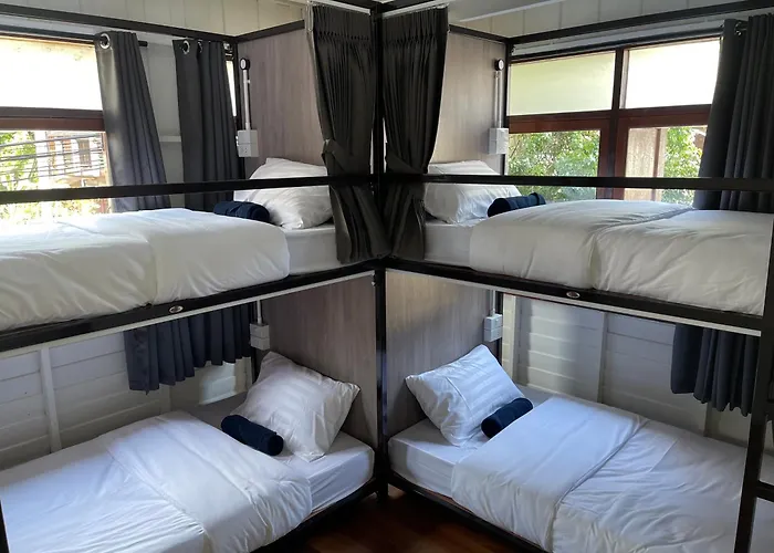 Green Cabin Hostel