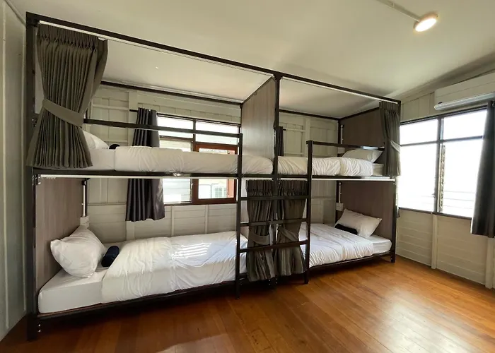 Green Cabin Hostel 호스텔 방콕